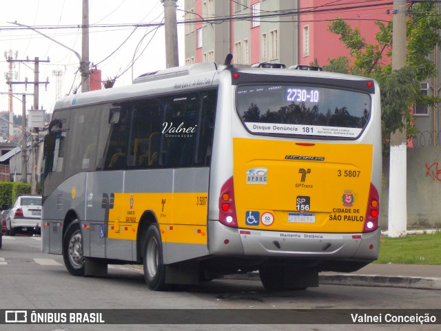 Upbus Qualidade em Transportes 3 5807 na cidade de São Paulo, São Paulo, Brasil, por Valnei Conceição. ID da foto: 12088185.