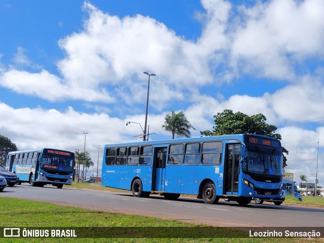 Taguatur - Taguatinga Transporte e Turismo 04327 na cidade de Santa Maria, Distrito Federal, Brasil, por Leozinho Sensação. ID da foto: 12088689.
