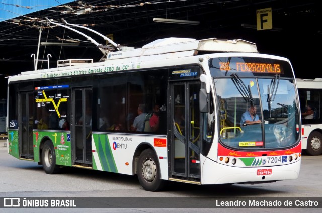 Metra - Sistema Metropolitano de Transporte 7204 na cidade de Santo André, São Paulo, Brasil, por Leandro Machado de Castro. ID da foto: 12087479.