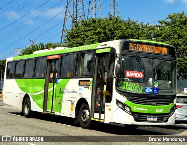 Caprichosa Auto Ônibus B27068 na cidade de Rio de Janeiro, Rio de Janeiro, Brasil, por Bruno Mendonça. ID da foto: 12087518.