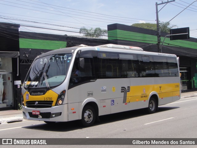 Upbus Qualidade em Transportes 3 5780 na cidade de São Paulo, São Paulo, Brasil, por Gilberto Mendes dos Santos. ID da foto: 12087127.