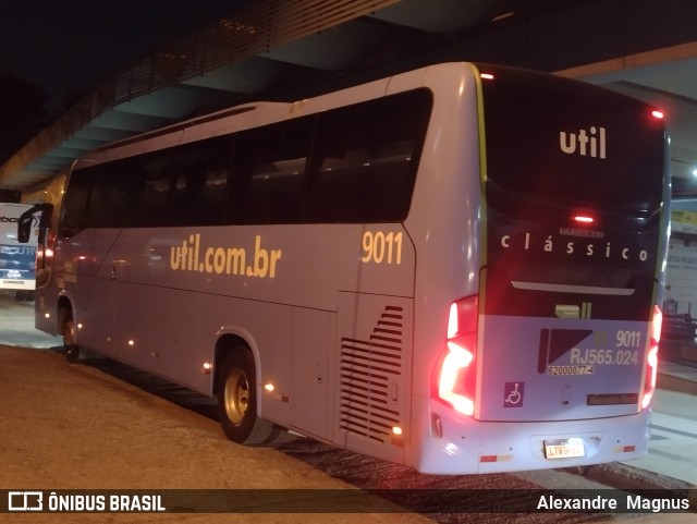 UTIL - União Transporte Interestadual de Luxo 9011 na cidade de Rio de Janeiro, Rio de Janeiro, Brasil, por Alexandre  Magnus. ID da foto: 12087326.