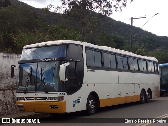 Ônibus Particulares 505 na cidade de Ouro Preto, Minas Gerais, Brasil, por Eloísio Pereira Ribeiro. ID da foto: 12090403.