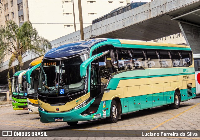 Santa Fé Transportes 161 na cidade de Belo Horizonte, Minas Gerais, Brasil, por Luciano Ferreira da Silva. ID da foto: 12089684.