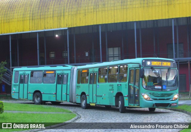 Auto Viação Redentor HB694 na cidade de Curitiba, Paraná, Brasil, por Alessandro Fracaro Chibior. ID da foto: 12089560.