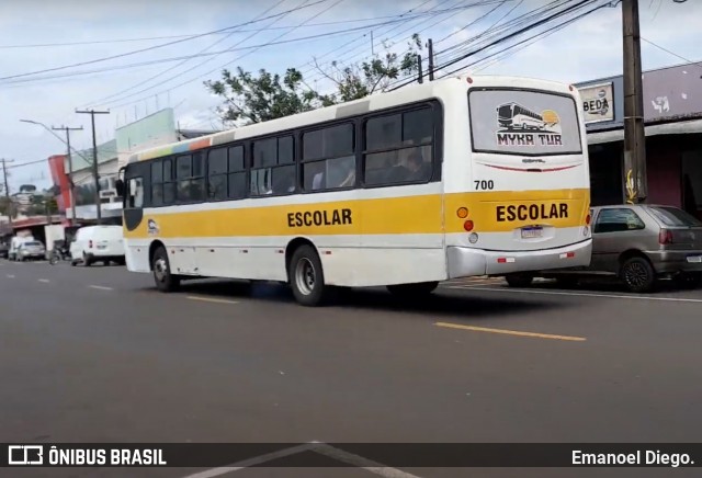 Myka Tur Transporte 700 na cidade de Apucarana, Paraná, Brasil, por Emanoel Diego.. ID da foto: 12089185.