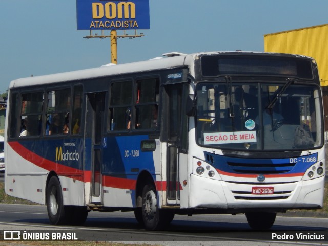 Transportes Machado DC 7.068 na cidade de Duque de Caxias, Rio de Janeiro, Brasil, por Pedro Vinicius. ID da foto: 12089317.
