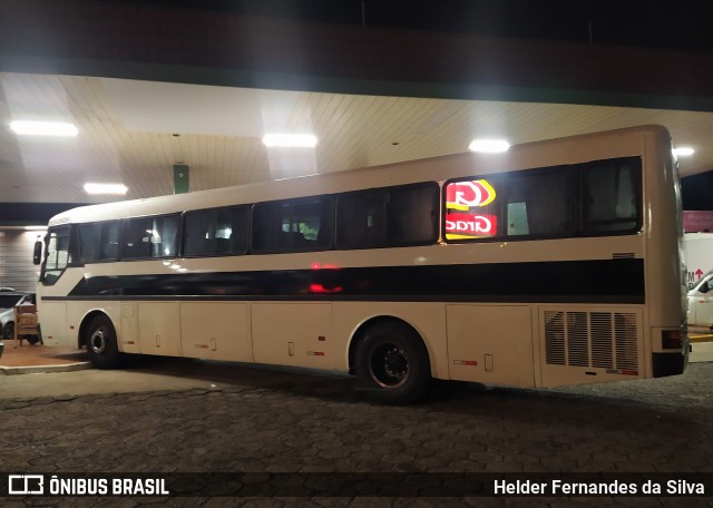 Ônibus Particulares 9536 na cidade de Santa Cruz do Rio Pardo, São Paulo, Brasil, por Helder Fernandes da Silva. ID da foto: 12089559.