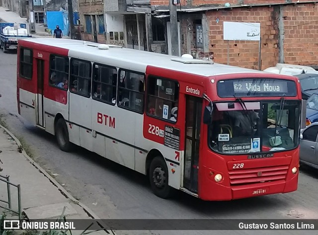 BTM - Bahia Transportes Metropolitanos 228 na cidade de Salvador, Bahia, Brasil, por Gustavo Santos Lima. ID da foto: 12090026.