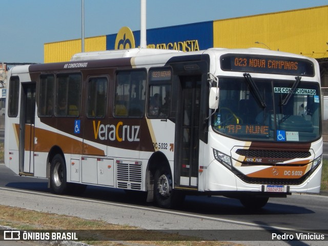 Auto Ônibus Vera Cruz DC 5.032 na cidade de Duque de Caxias, Rio de Janeiro, Brasil, por Pedro Vinicius. ID da foto: 12090651.