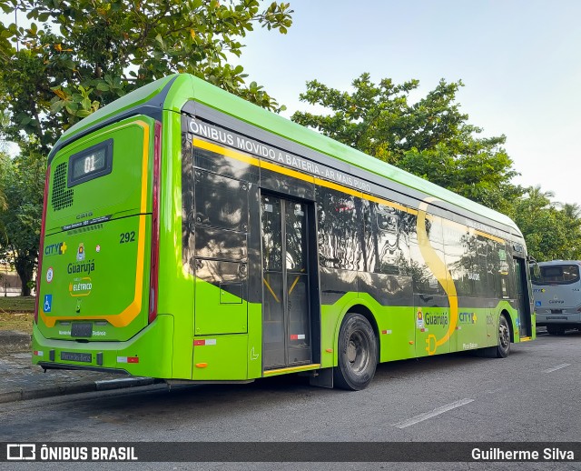 City Transporte Urbano Intermodal - Guarujá 292 na cidade de Guarujá, São Paulo, Brasil, por Guilherme Silva. ID da foto: 12091223.