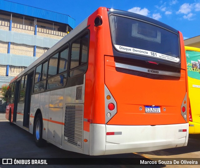 Ônibus Particulares 8 1041 na cidade de Osasco, São Paulo, Brasil, por Marcos Souza De Oliveira. ID da foto: 12093624.