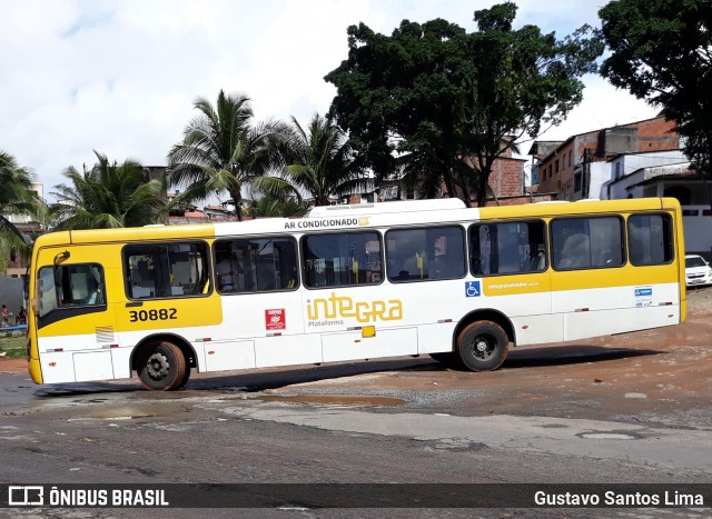Plataforma Transportes 30882 na cidade de Salvador, Bahia, Brasil, por Gustavo Santos Lima. ID da foto: 12093155.