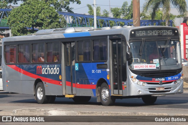 Transportes Machado DC 7.075 na cidade de Duque de Caxias, Rio de Janeiro, Brasil, por Gabriel Batista. ID da foto: 12093416.