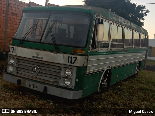 Ônibus Particulares 117 na cidade de Severínia, São Paulo, Brasil, por Miguel Castro. ID da foto: 12092277.