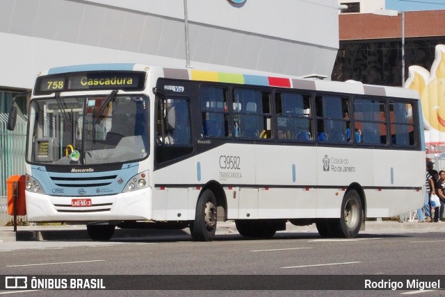 Transportes Santa Maria C39582 na cidade de Rio de Janeiro, Rio de Janeiro, Brasil, por Rodrigo Miguel. ID da foto: 12093107.