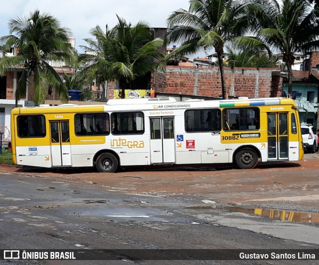 Plataforma Transportes 30882 na cidade de Salvador, Bahia, Brasil, por Gustavo Santos Lima. ID da foto: 12093132.