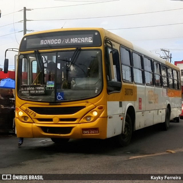 Plataforma Transportes 30779 na cidade de Salvador, Bahia, Brasil, por Kayky Ferreira. ID da foto: 12091701.