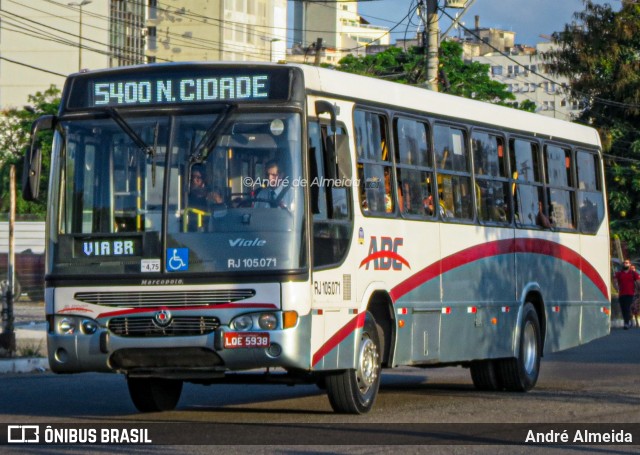 Auto Viação ABC RJ 105.071 na cidade de Niterói, Rio de Janeiro, Brasil, por André Almeida. ID da foto: 12091511.