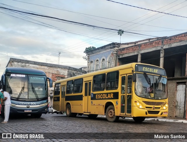 Escolares 17880 na cidade de Maragogipe, Bahia, Brasil, por Mairan Santos. ID da foto: 12092685.