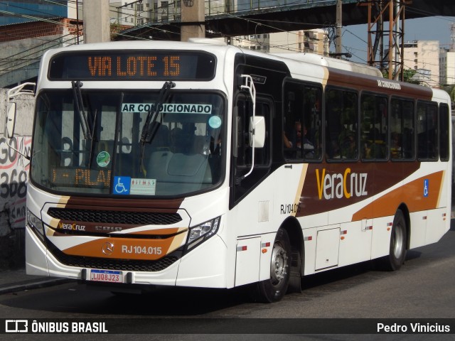 Auto Ônibus Vera Cruz RJ 104.015 na cidade de Duque de Caxias, Rio de Janeiro, Brasil, por Pedro Vinicius. ID da foto: 12093120.