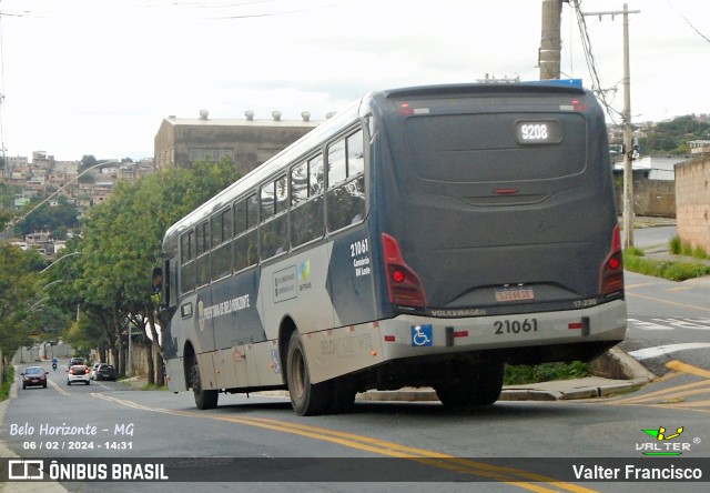 BH Leste Transportes > Nova Vista Transportes > TopBus Transportes 21061 na cidade de Belo Horizonte, Minas Gerais, Brasil, por Valter Francisco. ID da foto: 12091612.