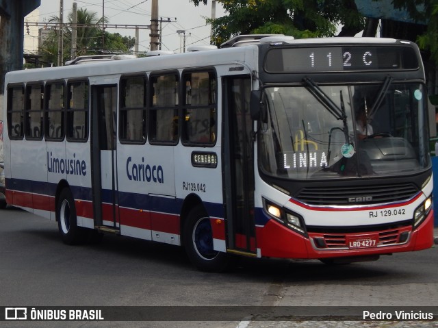 Empresa de Transportes Limousine Carioca RJ 129.042 na cidade de Duque de Caxias, Rio de Janeiro, Brasil, por Pedro Vinicius. ID da foto: 12093134.