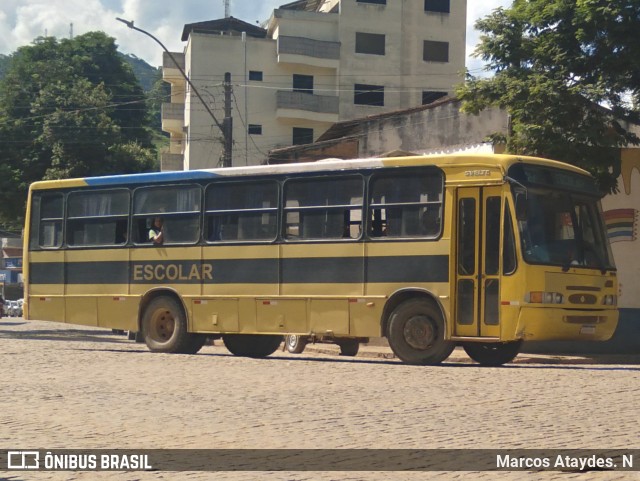 Escolares 0790 na cidade de Mimoso do Sul, Espírito Santo, Brasil, por Marcos Ataydes. N. ID da foto: 12092165.