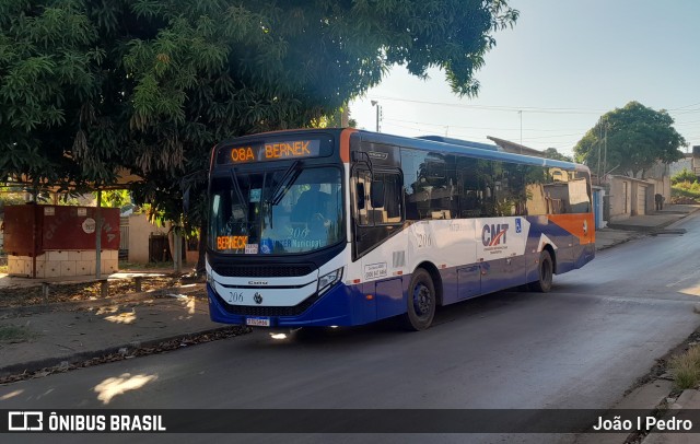 CMT - Consórcio Metropolitano Transportes 206 na cidade de Várzea Grande, Mato Grosso, Brasil, por João l Pedro. ID da foto: 12095149.