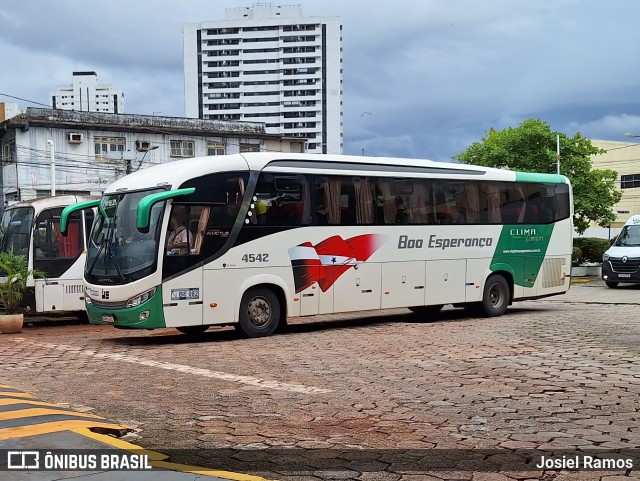 Comércio e Transportes Boa Esperança 4542 na cidade de Belém, Pará, Brasil, por Josiel Ramos. ID da foto: 12095718.