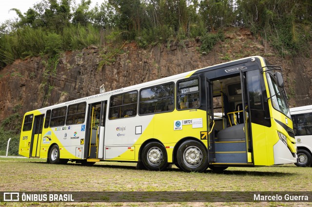 Itajaí Transportes Coletivos 2075 na cidade de Campinas, São Paulo, Brasil, por Marcelo Guerra. ID da foto: 12094207.