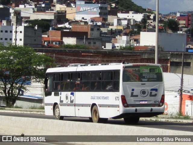 LOC - Locação Turismo e Fretamento 670 na cidade de Caruaru, Pernambuco, Brasil, por Lenilson da Silva Pessoa. ID da foto: 12096000.