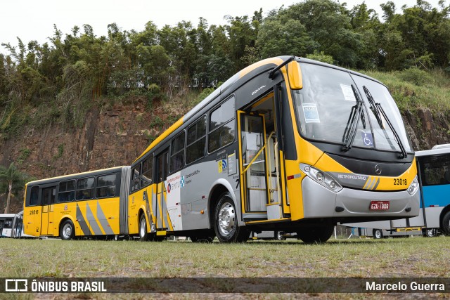 Transportes Capellini 23018 na cidade de Campinas, São Paulo, Brasil, por Marcelo Guerra. ID da foto: 12095223.