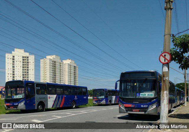 Viação Jacareí 10.427 na cidade de São José dos Campos, São Paulo, Brasil, por Alexandre Silva Martins. ID da foto: 12095587.