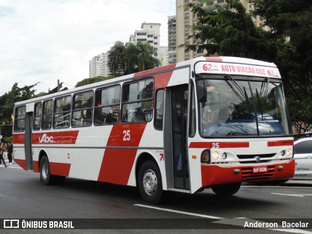Auto Viação ABC 25 na cidade de São Paulo, São Paulo, Brasil, por Anderson  Bacelar. ID da foto: 12096723.