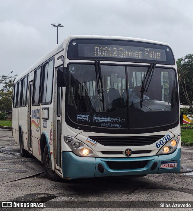 Avanço Transportes 6030 na cidade de Camaçari, Bahia, Brasil, por Silas Azevedo. ID da foto: 12094446.