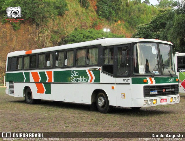 Ônibus Particulares 5317 na cidade de Campinas, São Paulo, Brasil, por Danilo Augusto. ID da foto: 12094775.