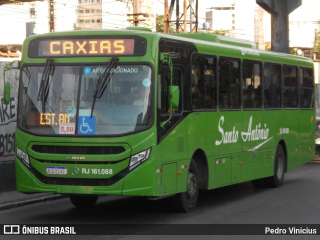 Transportes Santo Antônio RJ 161.088 na cidade de Duque de Caxias, Rio de Janeiro, Brasil, por Pedro Vinicius. ID da foto: 12096168.