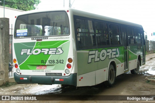 Transportes Flores RJ 128.342 na cidade de Rio de Janeiro, Rio de Janeiro, Brasil, por Rodrigo Miguel. ID da foto: 12095994.