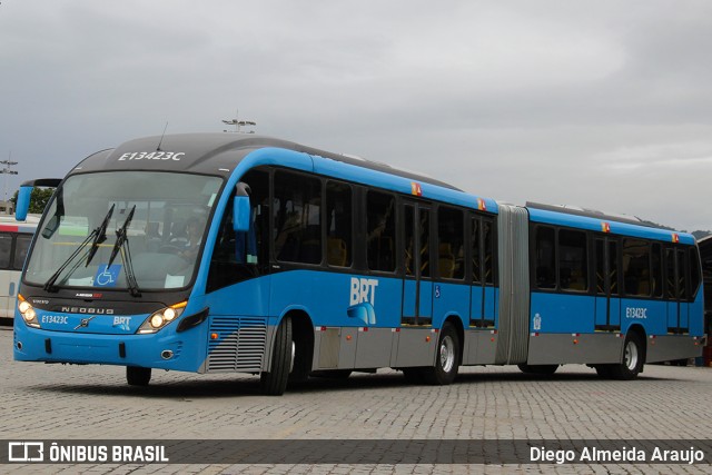 Transportes Barra E13423C na cidade de Rio de Janeiro, Rio de Janeiro, Brasil, por Diego Almeida Araujo. ID da foto: 12097798.