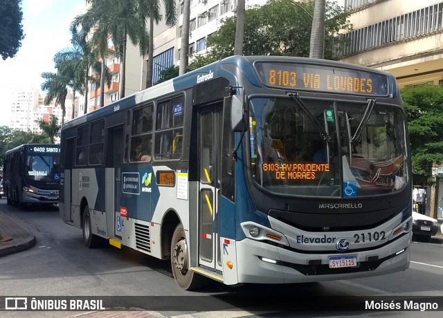 Viação Globo 21102 na cidade de Belo Horizonte, Minas Gerais, Brasil, por Moisés Magno. ID da foto: 12098189.