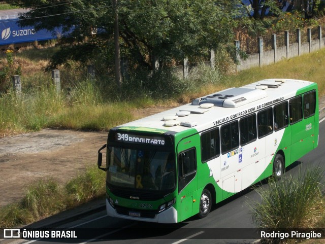 VB Transportes e Turismo 3232 na cidade de Campinas, São Paulo, Brasil, por Rodrigo Piragibe. ID da foto: 12098441.