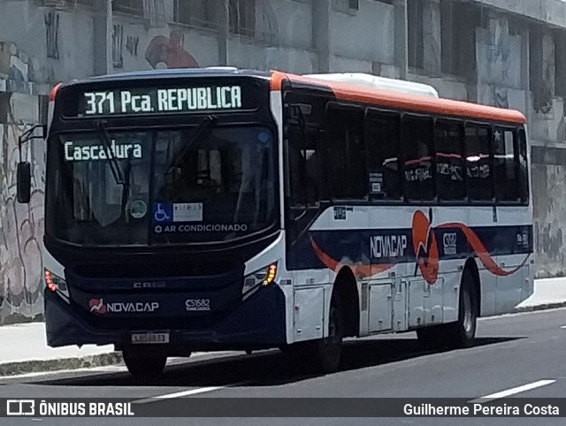 Viação Novacap C51582 na cidade de Rio de Janeiro, Rio de Janeiro, Brasil, por Guilherme Pereira Costa. ID da foto: 12097371.