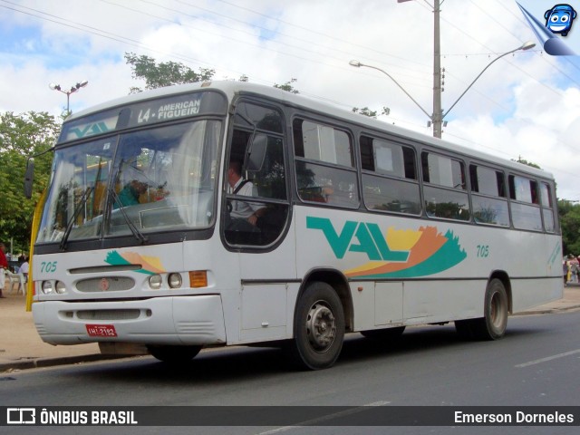 VAL - Viação Alvorada Ltda. 705 na cidade de Alvorada, Rio Grande do Sul, Brasil, por Emerson Dorneles. ID da foto: 12097292.
