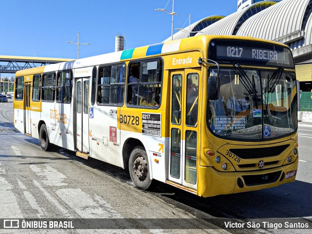 Plataforma Transportes 30728 na cidade de Salvador, Bahia, Brasil, por Victor São Tiago Santos. ID da foto: 12102040.