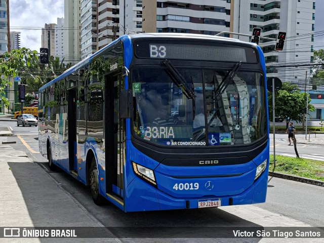 BRT Salvador 40019 na cidade de Salvador, Bahia, Brasil, por Victor São Tiago Santos. ID da foto: 12099389.