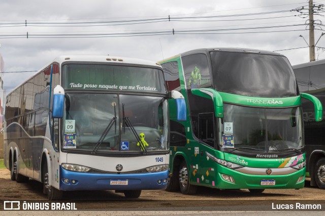 Ônibus Particulares 1045 na cidade de Serra Talhada, Pernambuco, Brasil, por Lucas Ramon. ID da foto: 12101143.