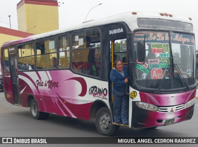Empresa de Transportes y Servicios Señor de los Milagros S.A. 52 na cidade de Trujillo, Trujillo, La Libertad, Peru, por MIGUEL ANGEL CEDRON RAMIREZ. ID da foto: 12102275.