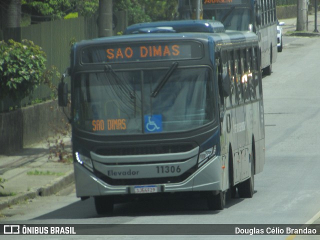 São Dimas Transportes 11306 na cidade de Belo Horizonte, Minas Gerais, Brasil, por Douglas Célio Brandao. ID da foto: 12108606.