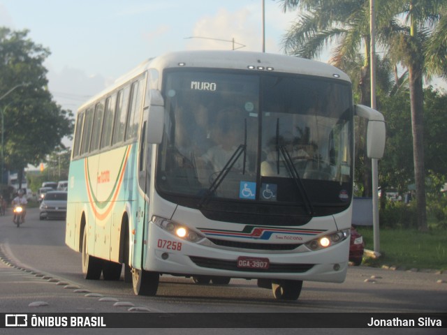 TBS - Travel Bus Service > Transnacional Fretamento 07258 na cidade de Cabo de Santo Agostinho, Pernambuco, Brasil, por Jonathan Silva. ID da foto: 12066155.